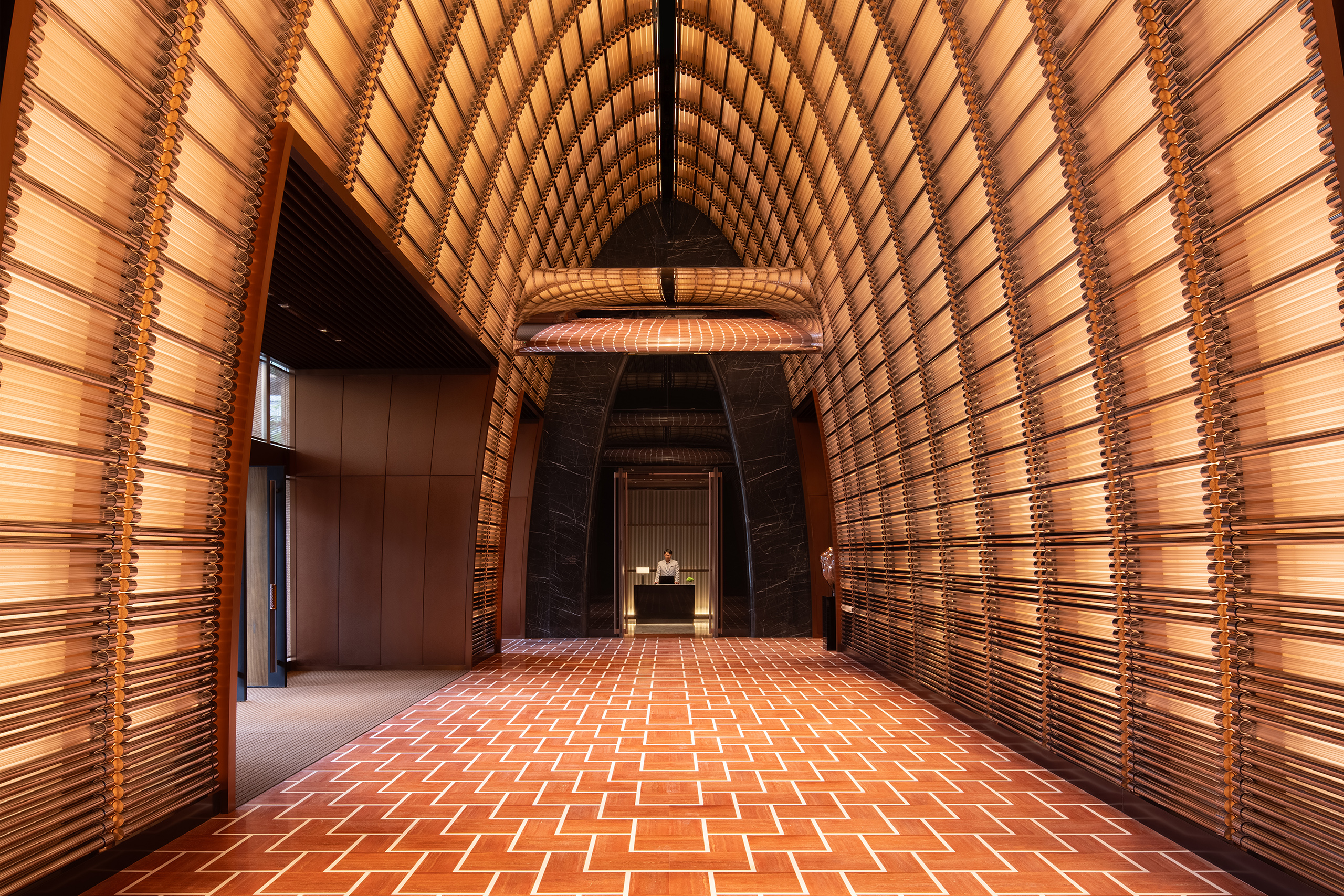 The hotel’s design draws inspiration from Yunnan’s extraordinary natural beauty and cultural heritage, and its magnificent lobby is a dramatic abstract expression of local scenic terraced landscapes